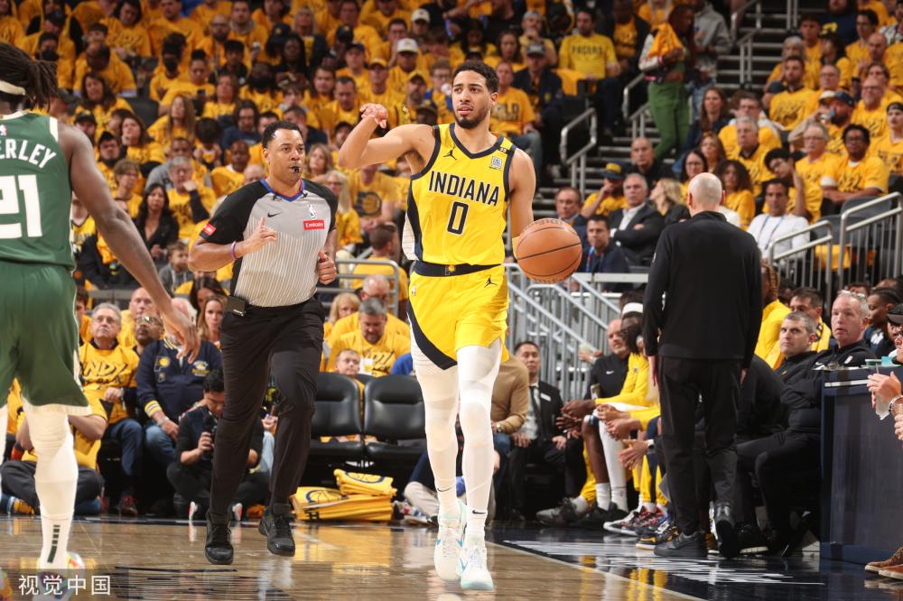 随着足球赛 随着足球赛