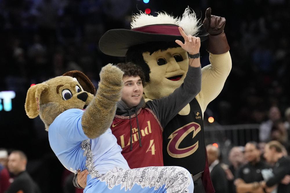 多数球迷最 多数球迷最